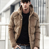 ÚJ Aktuális férfi kabát kapucnival bézs, zöld és kék színben