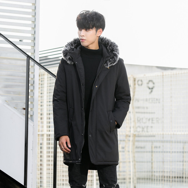 Férfi téli kabát rátéttel és kapucnival, fekete és zöld pehelyszínnel