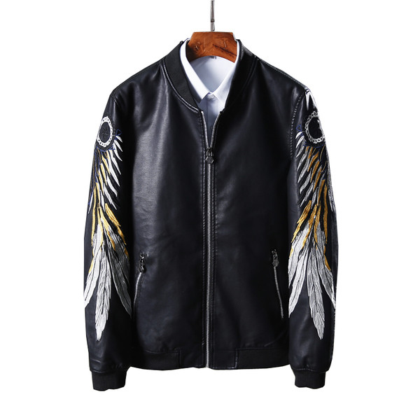 Modern férfi kabát eko bőrből színes fekete hímzéssel