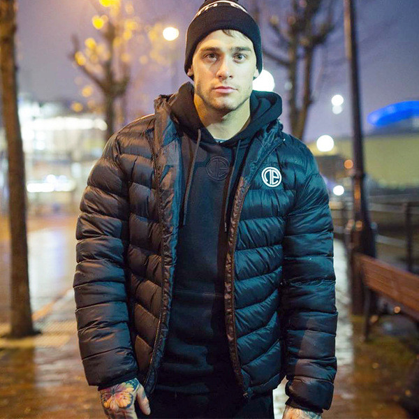 Férfi alkalmi kabát kapucnival, két színben