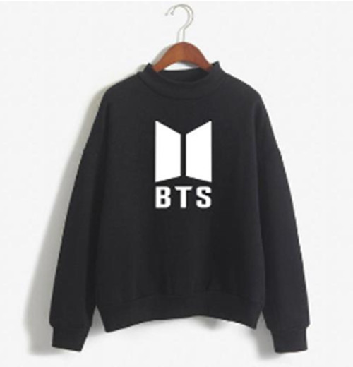 Sport-alkalmi női blúz O-nyakkal és felirattal több színben