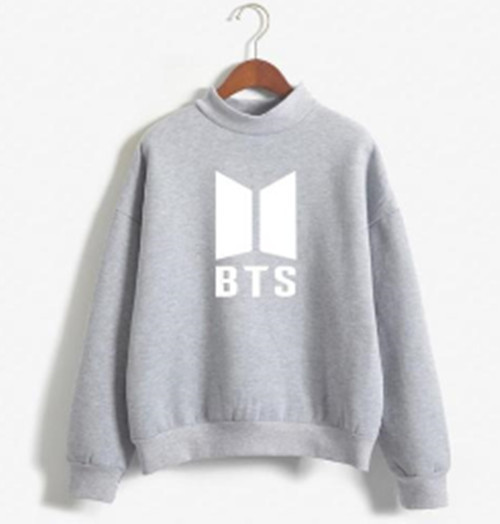 Sport-alkalmi női blúz O-nyakkal és felirattal több színben