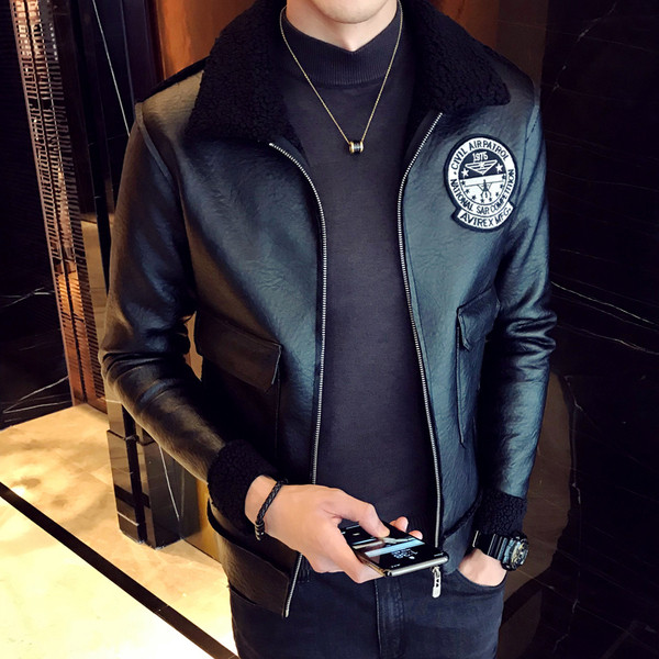 Modern férfi kabát eko bőrből két színben emblémával