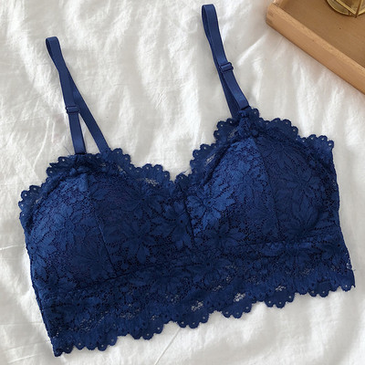 Sutien de dama din dantela cu bretele in trei culori