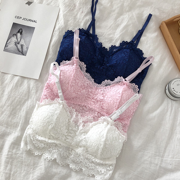 Sutien de dama din dantela cu bretele in trei culori