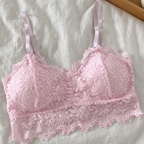 Sutien de dama din dantela cu bretele in trei culori