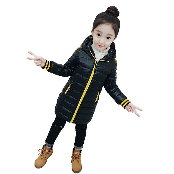 Gyermek korszerű kabát több színben felirattal