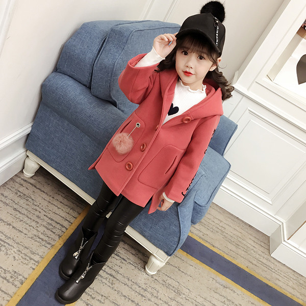 Modern gyerekkabát lányoknak három színben