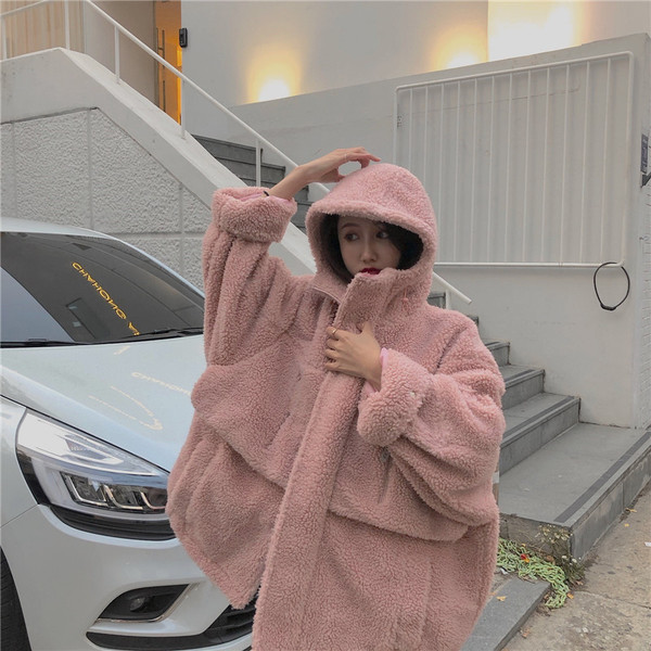 Modern női kabát rózsaszín színben