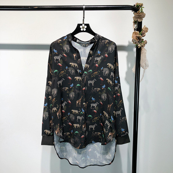 Egyedi, hosszú ujjú női ing fekete színben