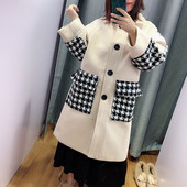 Új női kabát nagy zsebekkel, két színben