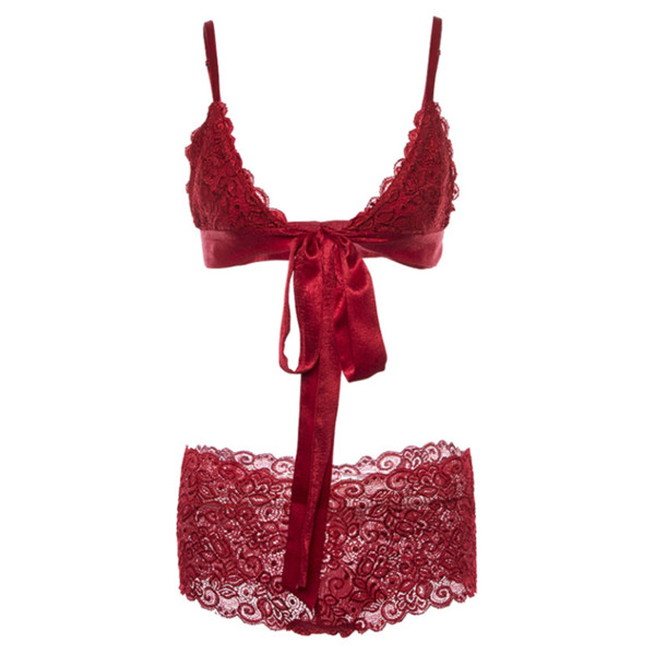 Lenjerie intimă cu dantelă în negru și roșu