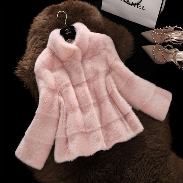 HIT Stílusos női télikabát rövid modell fehér, rózsaszín és kék színekben