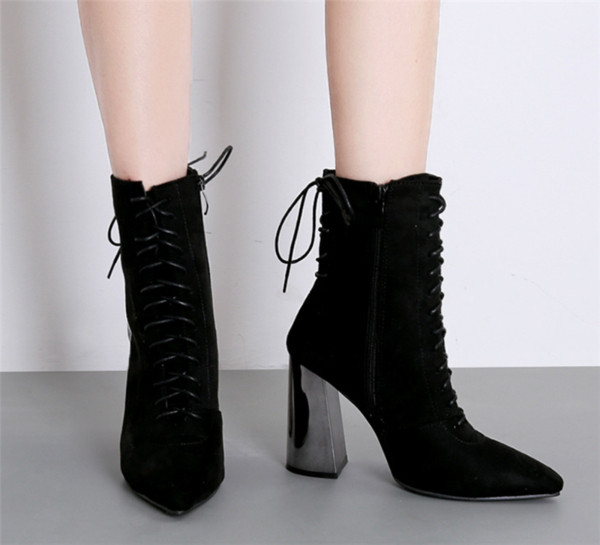 Cizme unice de dama cu grosimea de 10 cm in argintiu si negru