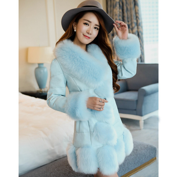 Palton de dama modern din piele ecologica si puf cu guler in forma de V in mai multe culori