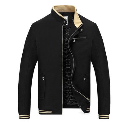 Sima férfi kabát zsebekkel, különböző színekben