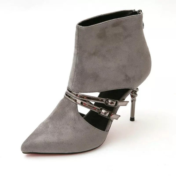 NOU cizme de dama stilate cu toc subtire de 11 cm de culoare neagra