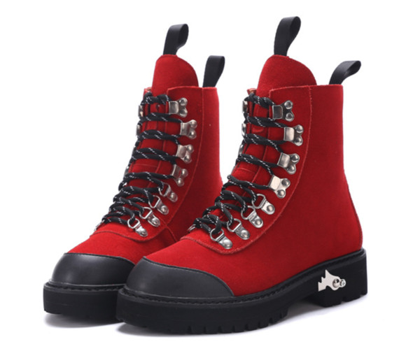 ÚJ női kubai piros, fekete és barna színben