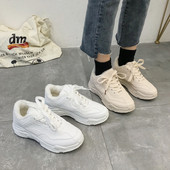 Alkalmi női sportcipő puha béléssel