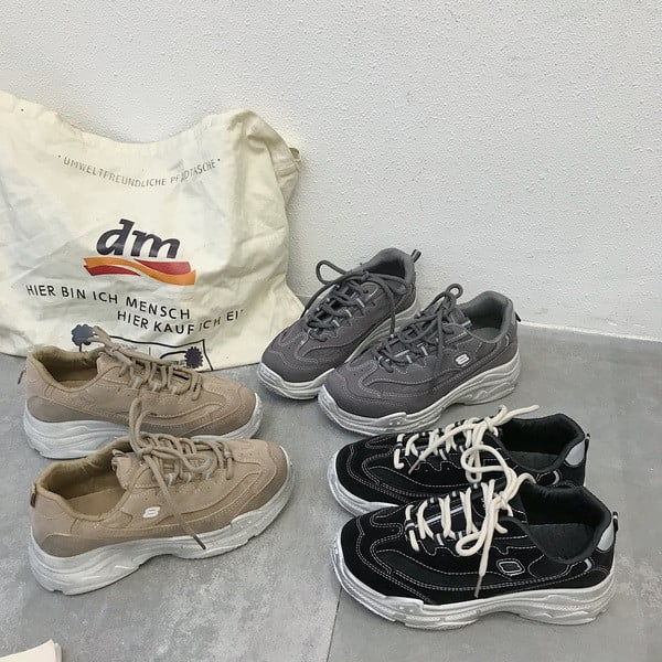 Kényelmes női tornacipő vastag talppal, három színben