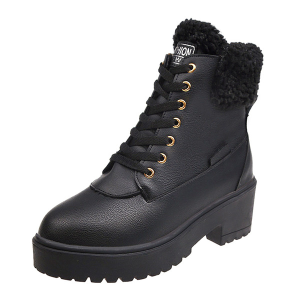 Cubanezi moderni pentru femei cu puf în negru