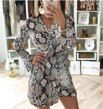 HIT Modern női ruha lótusz ujjal és V-nyakú leopárd mintával