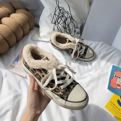 Téli alkalmi női tornacipő puha béléssel - magas és alacsony modell