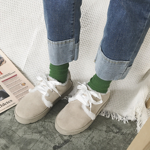 Stílusos női téli tornacipő puha béléssel több színben