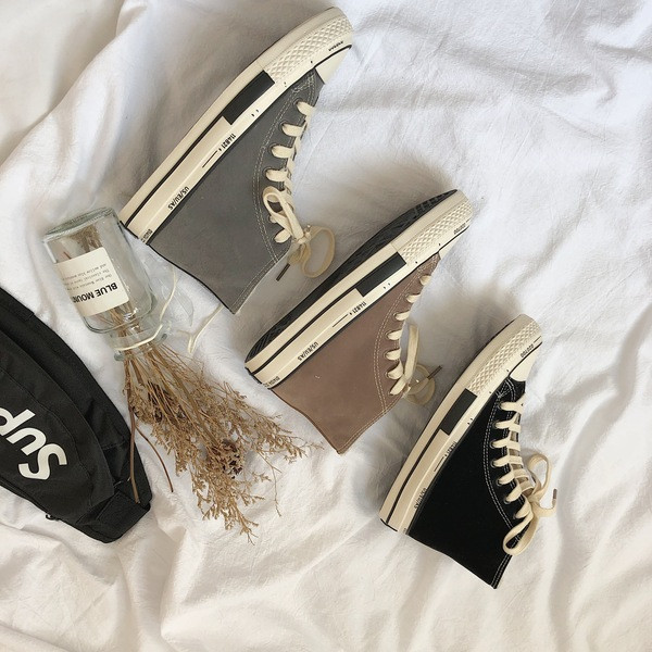 Tiszta női tornacipő puha béléssel, három színben