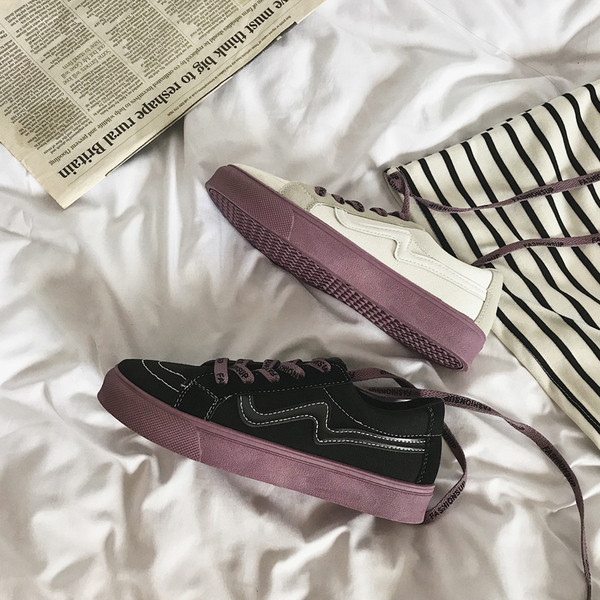 Modern női tornacipő vastag talppal, két színben