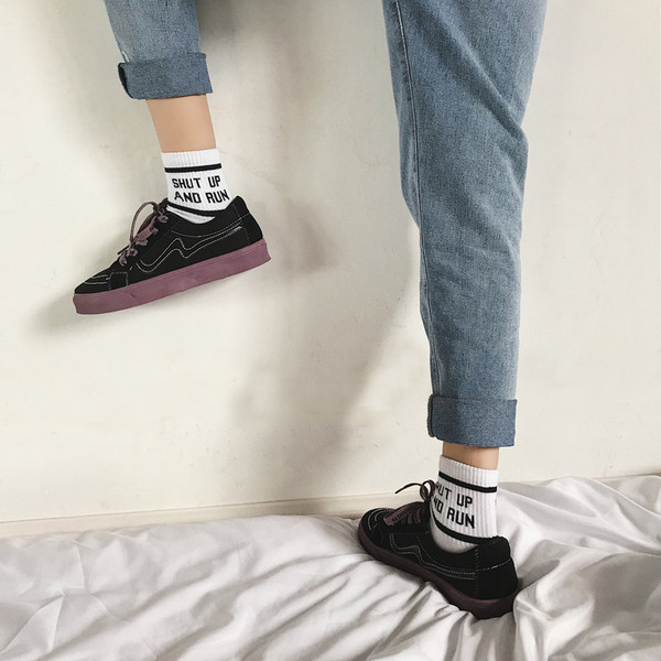 Modern női tornacipő vastag talppal, két színben