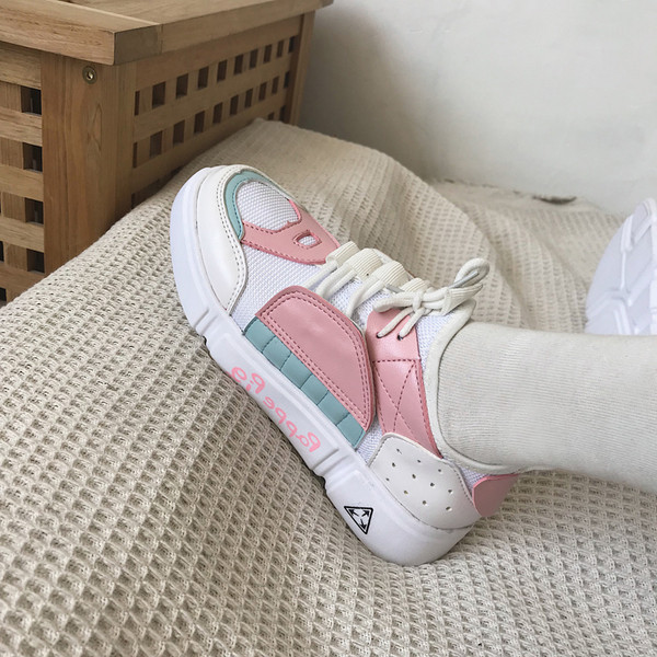 Női alkalmi színes tornacipő felirattal