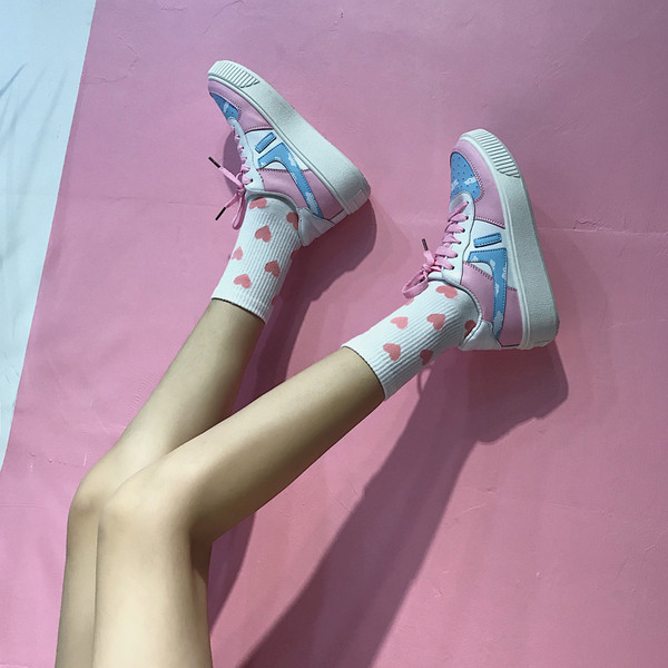 Modern női színes tornacipő vastag talppal