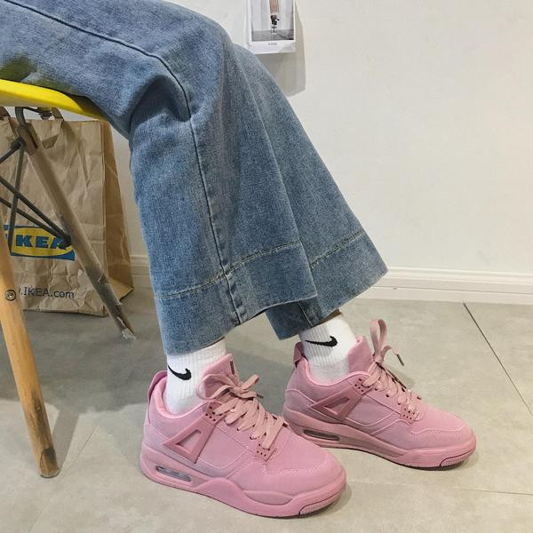 Sport és alkalmi női tornacipő légpárnával