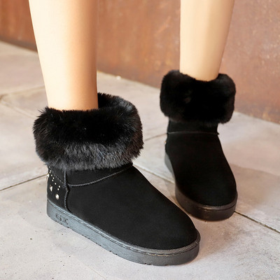 Κυρίες μπότες με κορδέλα και μεταλλικά στοιχεία σε μαύρο και γκρι χρώμα