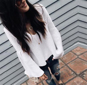 Stílusos női pulóver V-nyakkal és széles ujjakkal több színben