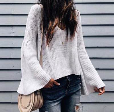 Stílusos női pulóver V-nyakkal és széles ujjakkal több színben