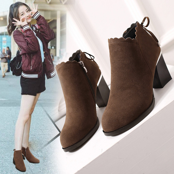 Stílusos női csizma vastag sarkú, két színben