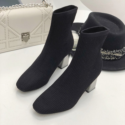 Elegáns női zoknis csizma fekete és barna színben