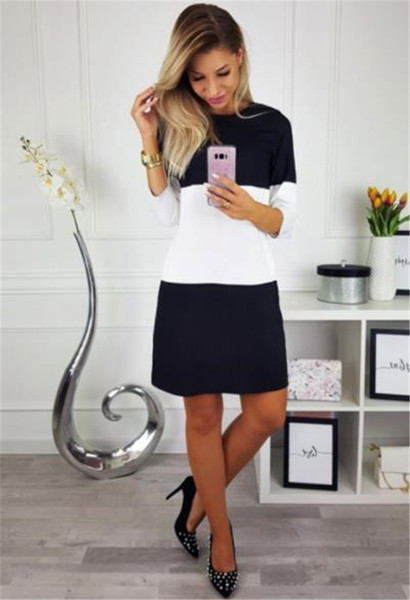 Rochie modernă pentru femei în alb-negru