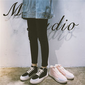 Modern téli tornacipő öko velúrból, két színben