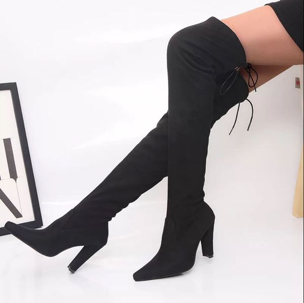 Cizme de dama model ascutit in negru si rosu