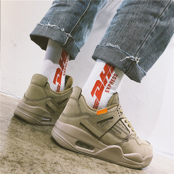 Modern női tornacipő légzsákkal és feliratokkal három színben