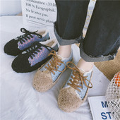 Aktuális női pehely tornacipő puha béléssel, két színben