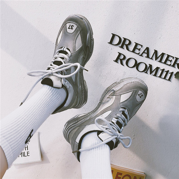 Alkalmi női sportcipő két színben