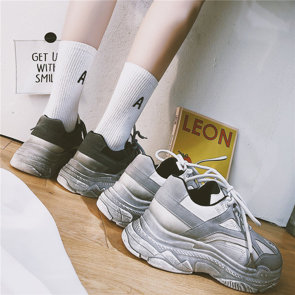 Alkalmi női sportcipő két színben