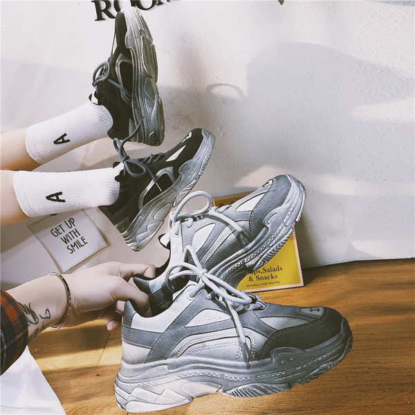 Alkalmi női sportcipő két színben