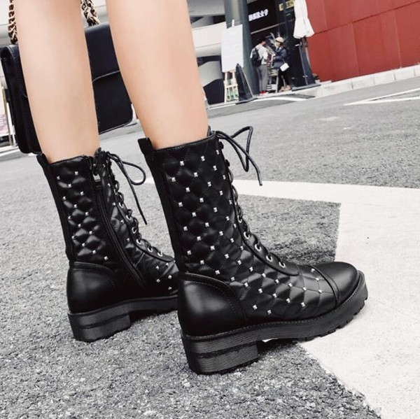 Kényelmes női kubai eko bőrből fekete színben