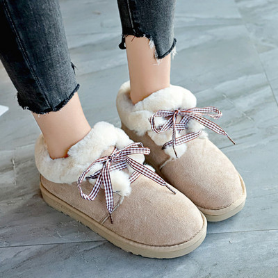 Κυρίες μπότες με χνούδι και γραβάτες σε τρία χρώματα