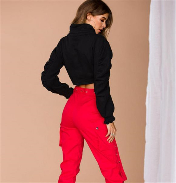 Modern női blúz rövid modell fekete ujjú gumival